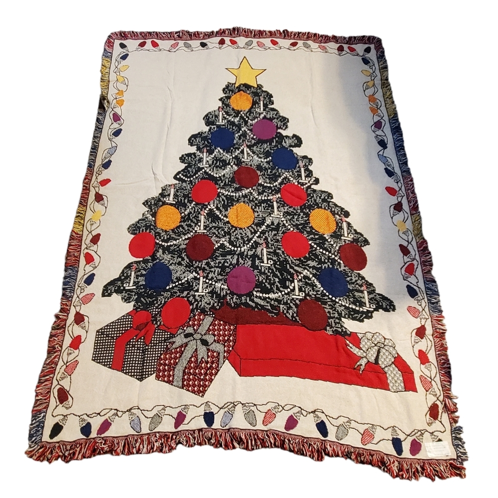 NWOT Christmas Throw Blanket Woven Christmas Tree Tapestry Afghan REVERSIBLE